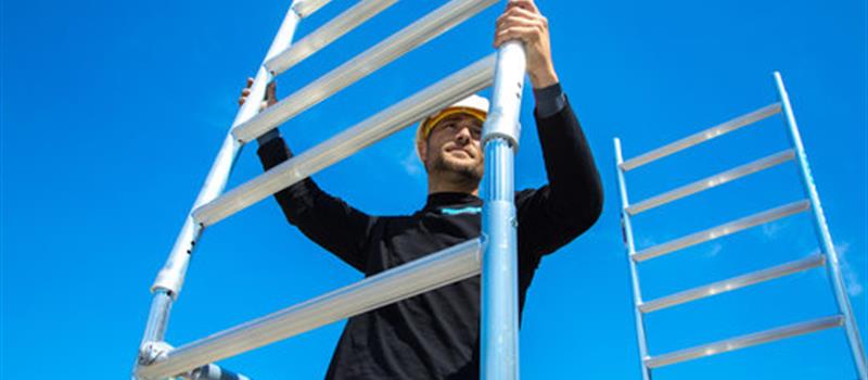 Opbouwen van een Steiger & Ladderspecialist Rolsteiger