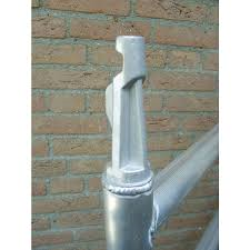 Rolsteiger opbouwframe 135 cm HT pen uitgevoerd 200 cm  hoog.