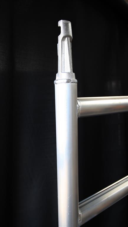 Rolsteiger opbouwframe 135 cm HT pen uitgevoerd 100 cm hoog.