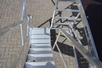 Rolsteigertrappentoren Steigertrappen 190 250 cm.