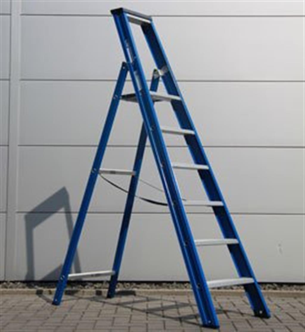 blauwe en blanke bordes dubbel oploopbarea aluminium trappen