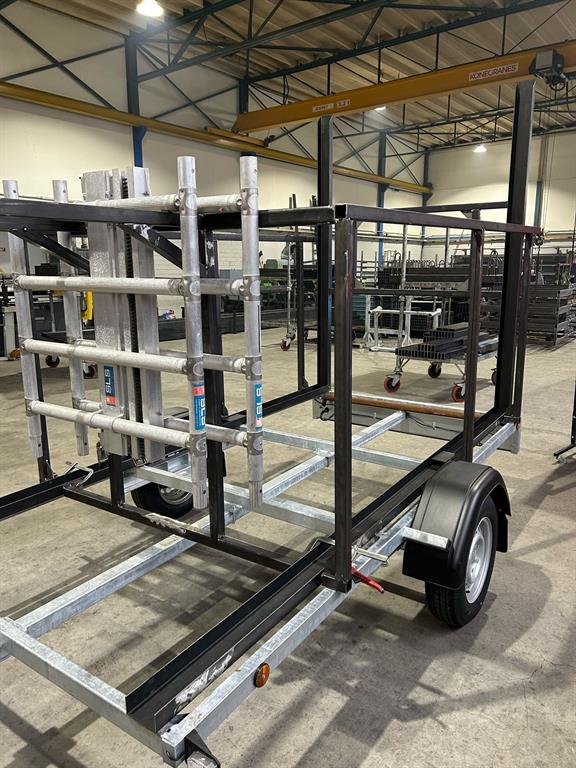 Rolsteigerlift aanhanger geschikt voor Type L frames aan de voorzijde