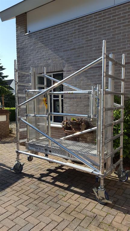 Elektrische Kamersteigerlift Type S werkhoogte 5 meter-Buitenwerk