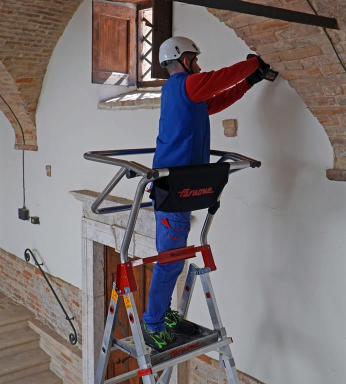 1743778324plsscalaprofessionalealluminiopiattaforma5gradini0