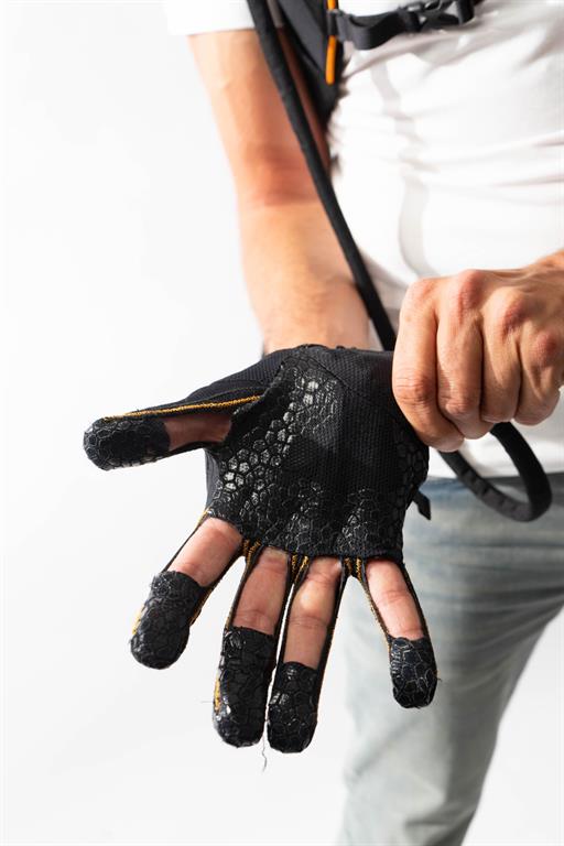 skelex_bioservoironhandglove